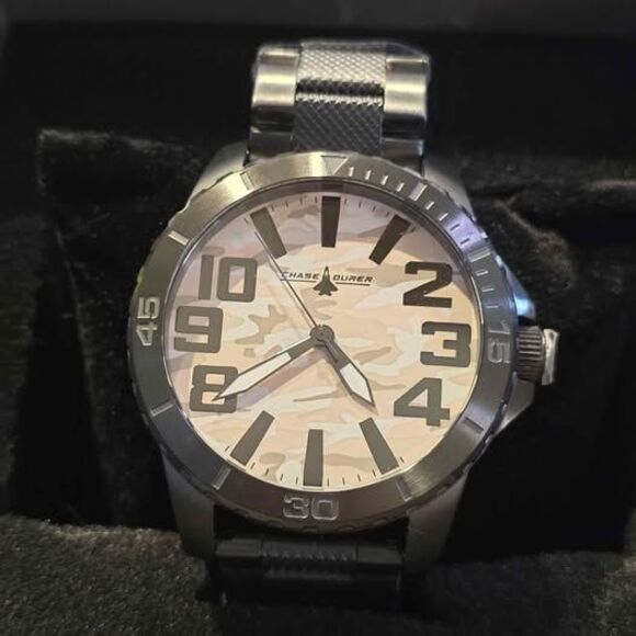 Chase-Durer Camouflage Watch. New in box main image 6